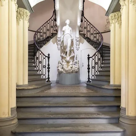 Classy Nest In A Historical Palace