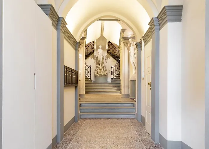 Classy Nest In A Historical Palace شقة