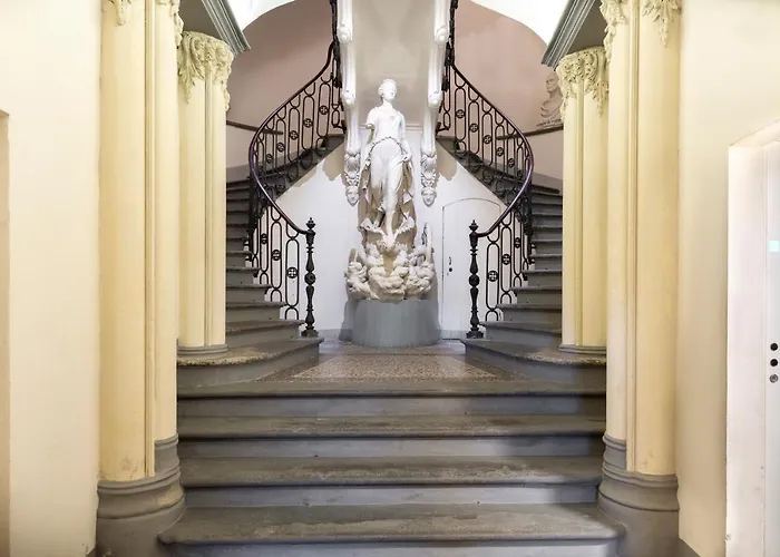 Classy Nest In A Historical Palace
