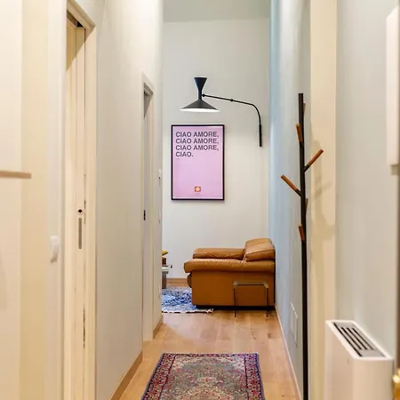 Apartman Classy Nest In A Historical Palace