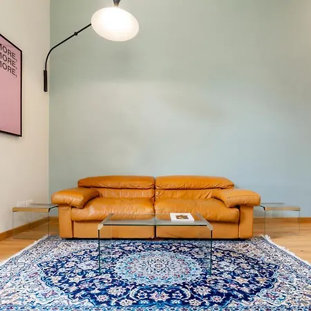 Classy Nest In A Historical Palace Firenze